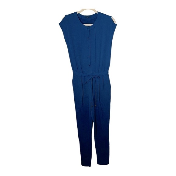 Frnch navy sleeveless crepe material jumpsuit - Picture 1 of 8